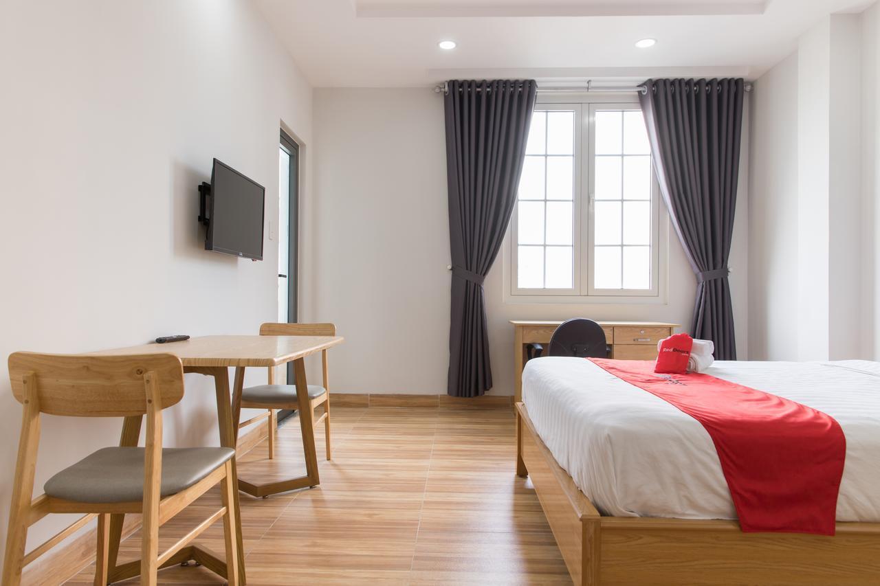 Reddoorz Premium Near E-Town Hotel Ho Chi Minh-Byen Eksteriør billede