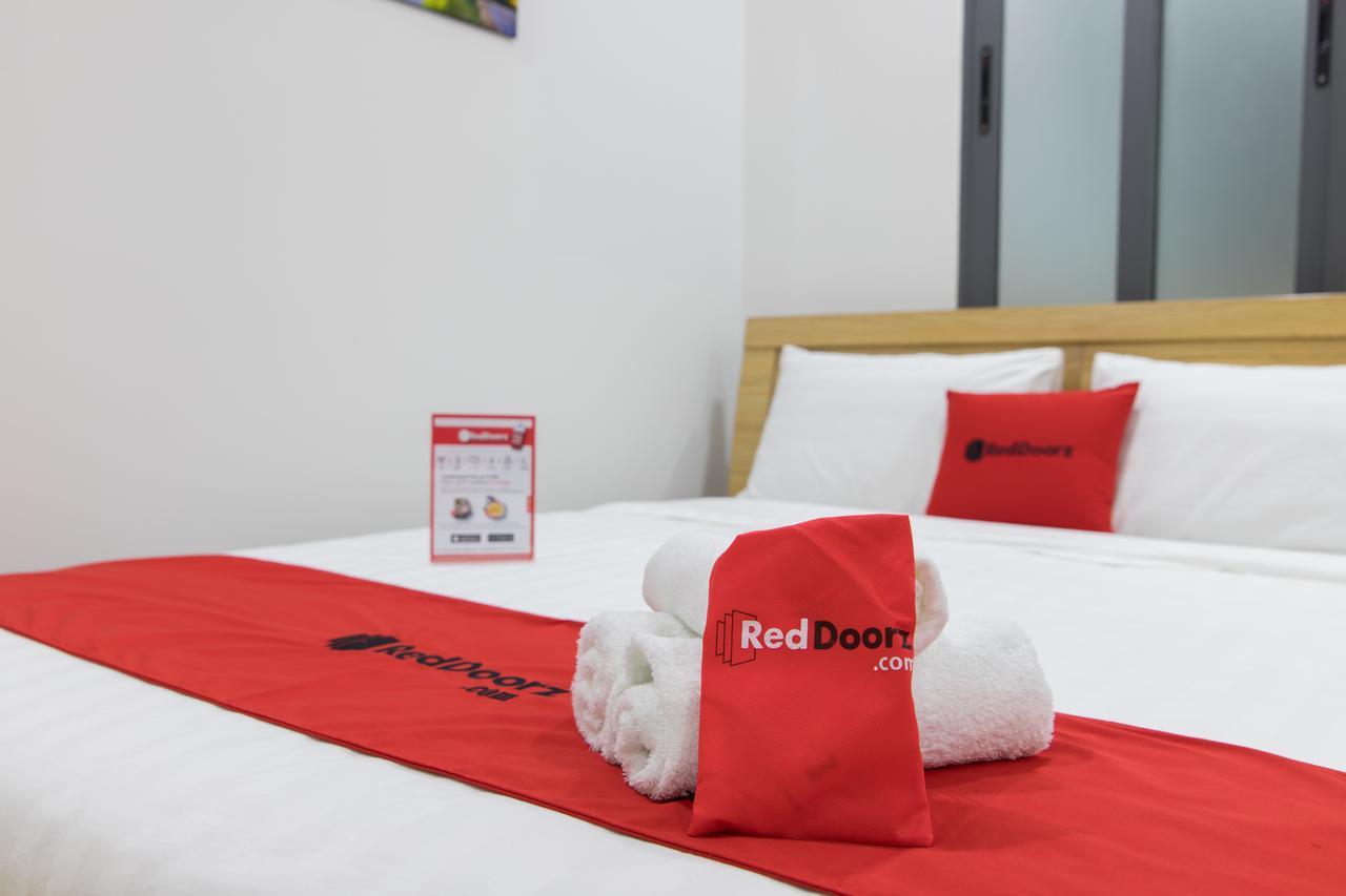 Reddoorz Premium Near E-Town Hotel Ho Chi Minh-Byen Eksteriør billede