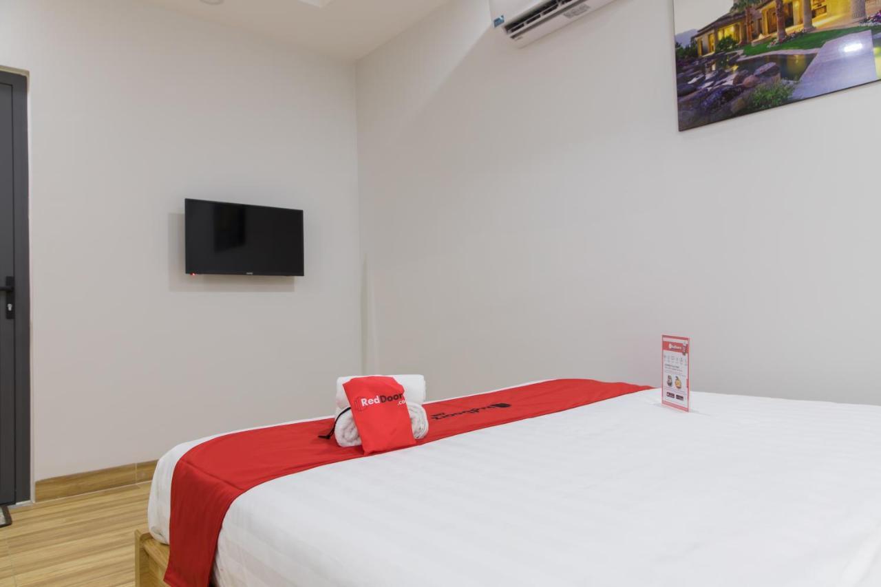 Reddoorz Premium Near E-Town Hotel Ho Chi Minh-Byen Eksteriør billede