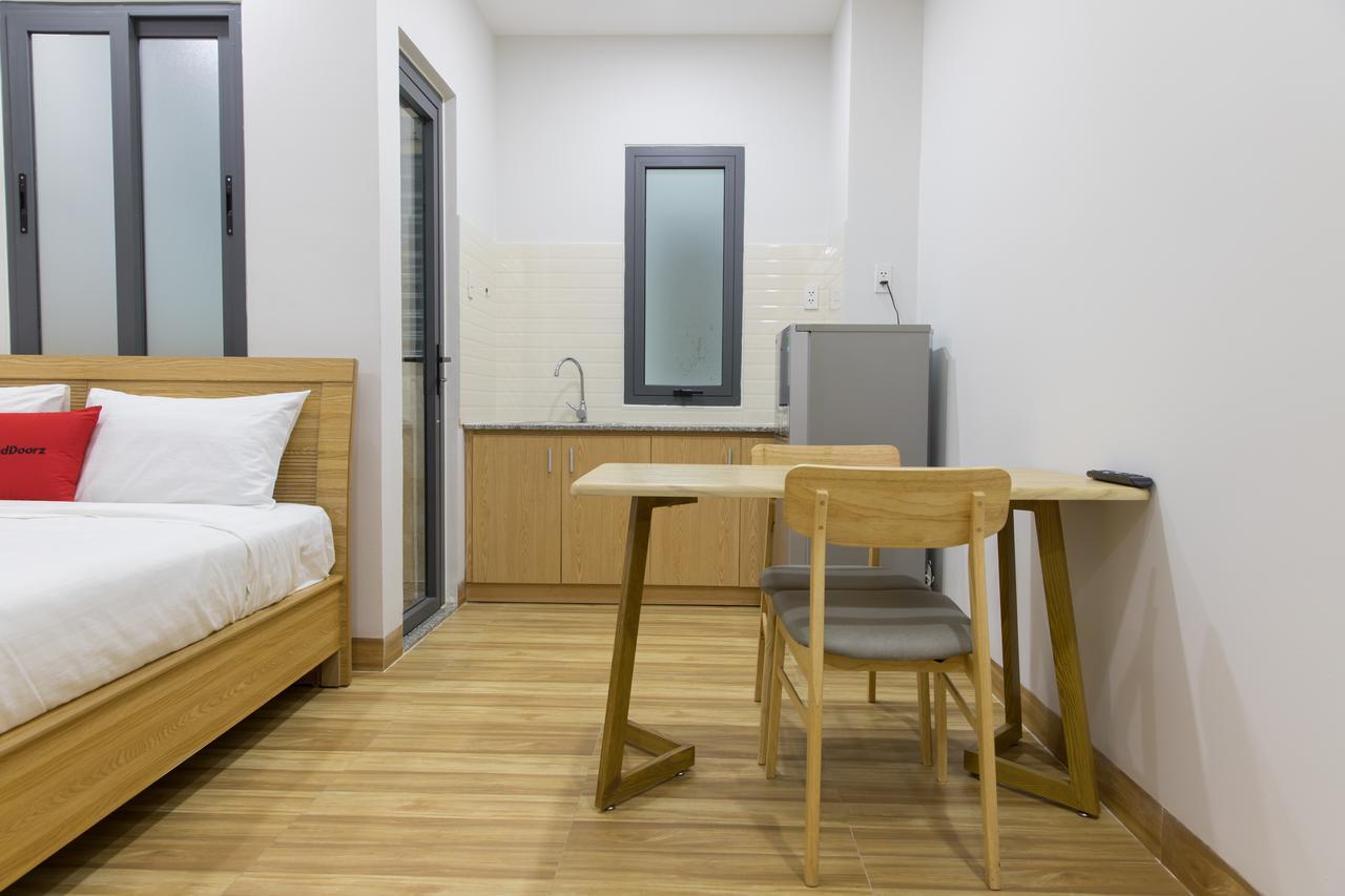 Reddoorz Premium Near E-Town Hotel Ho Chi Minh-Byen Eksteriør billede