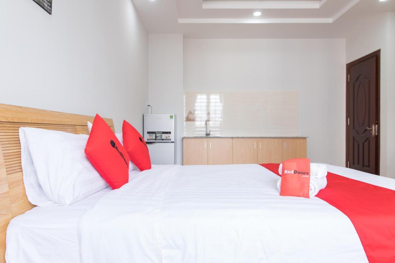 Reddoorz Premium Near E-Town Hotel Ho Chi Minh-Byen Eksteriør billede