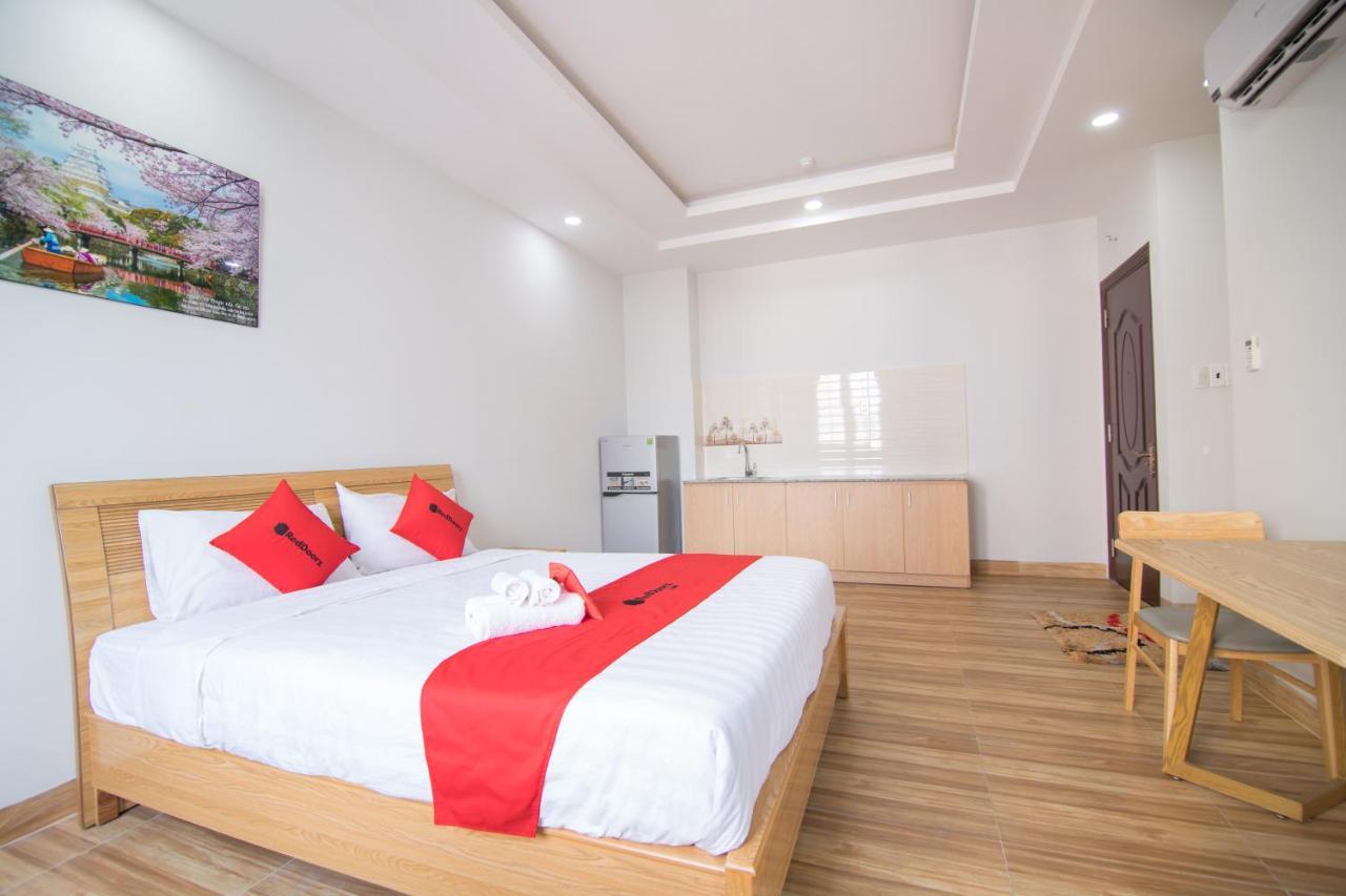 Reddoorz Premium Near E-Town Hotel Ho Chi Minh-Byen Eksteriør billede