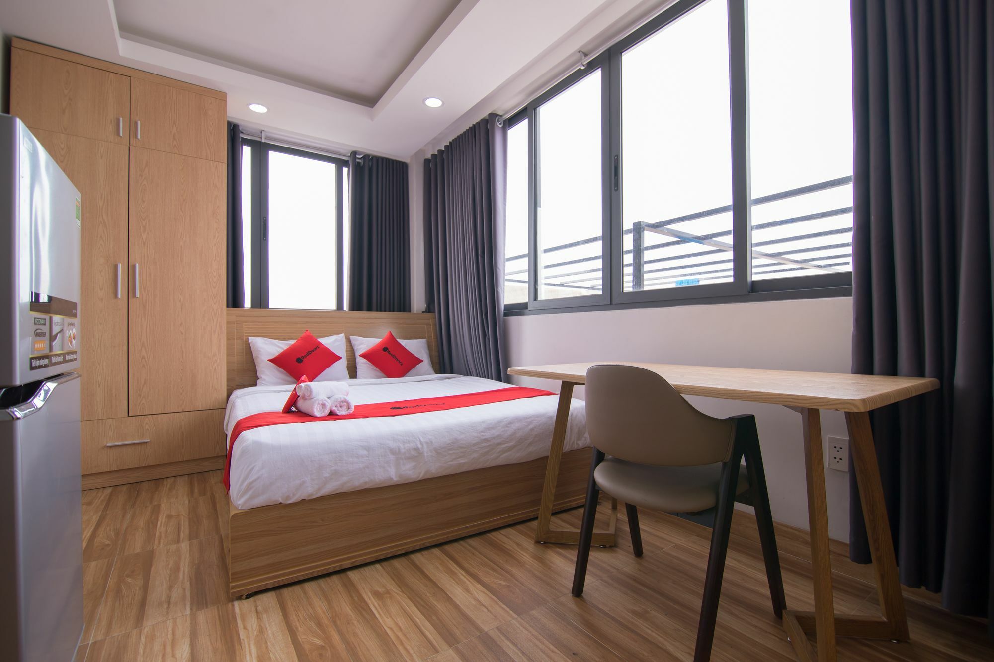 Reddoorz Premium Near E-Town Hotel Ho Chi Minh-Byen Eksteriør billede